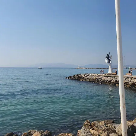 Royal Apartments Penthouse Homestay Kusadasi